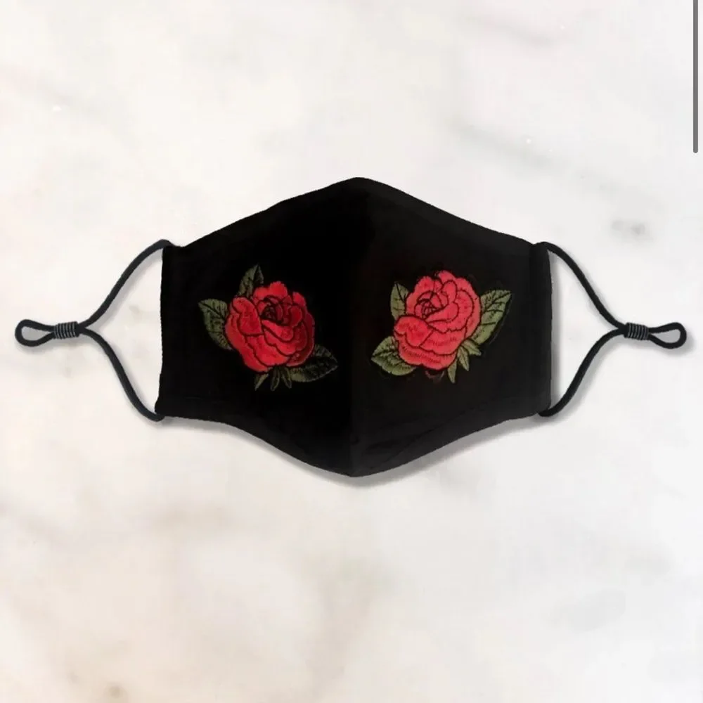 Simple Satch x Pretty Connected Mask Chain Set